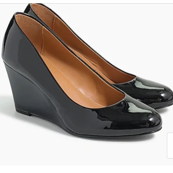 J.Crew factory 9.5 smooth Sylvia patent wedges. - Picture 1 of 11